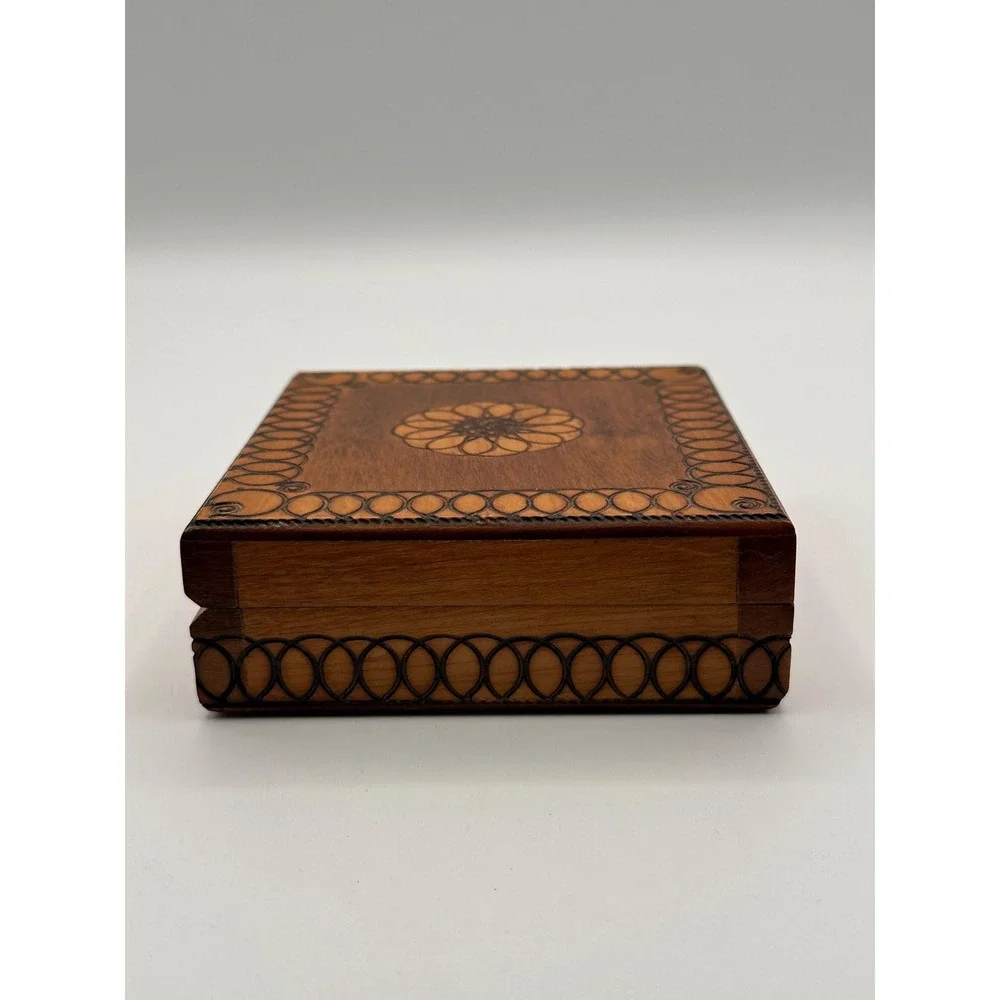 Vintage Hand Burned Pyrography Jewelry Box Small Wooden Trinket  Storage